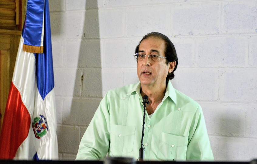 Gustavo Montalvo presenta plan de acción para combatir sequía