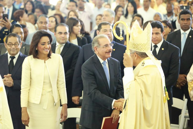 Presidente Danilo Medina asiste a ordenación episcopal nuevos arzobispos auxiliares de Santo Domingo