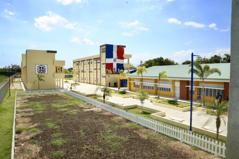 Revolución Educativa, Santo Domingo, Escuela, MINERD