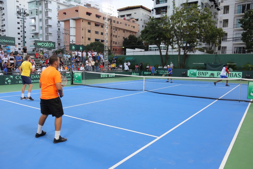 Primera Dama asiste a calentamiento atletas de  Olimpiadas Especiales en inauguración Copa Davis