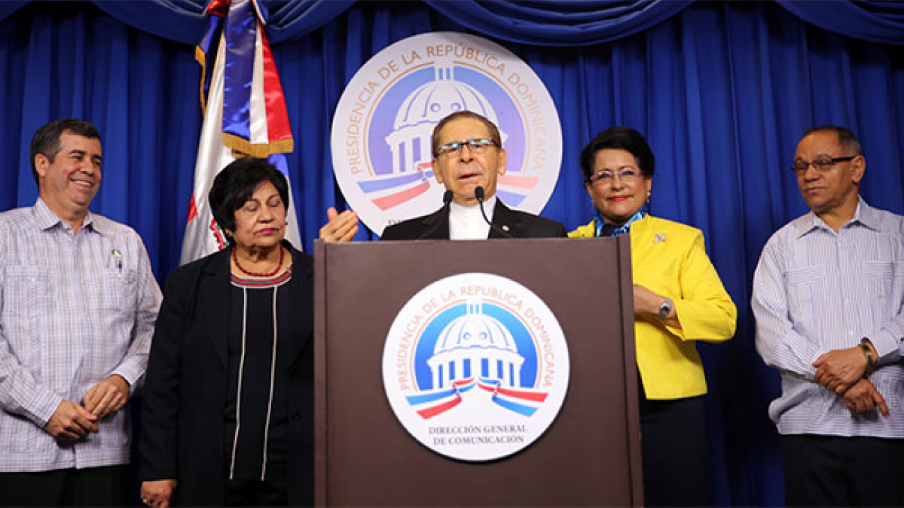 Comisión para el Pacto Nacional para la Reforma Educativa durante rueda de prensa