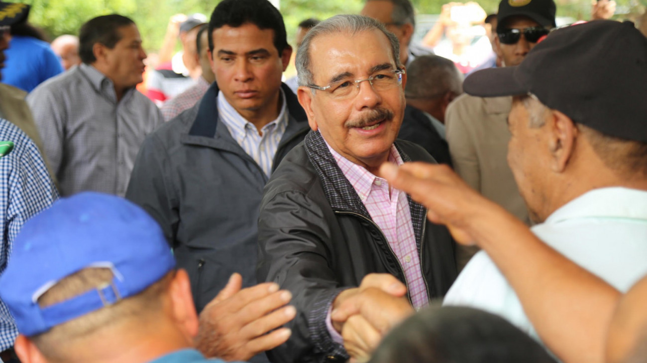 Danilo Medina con el pueblo 