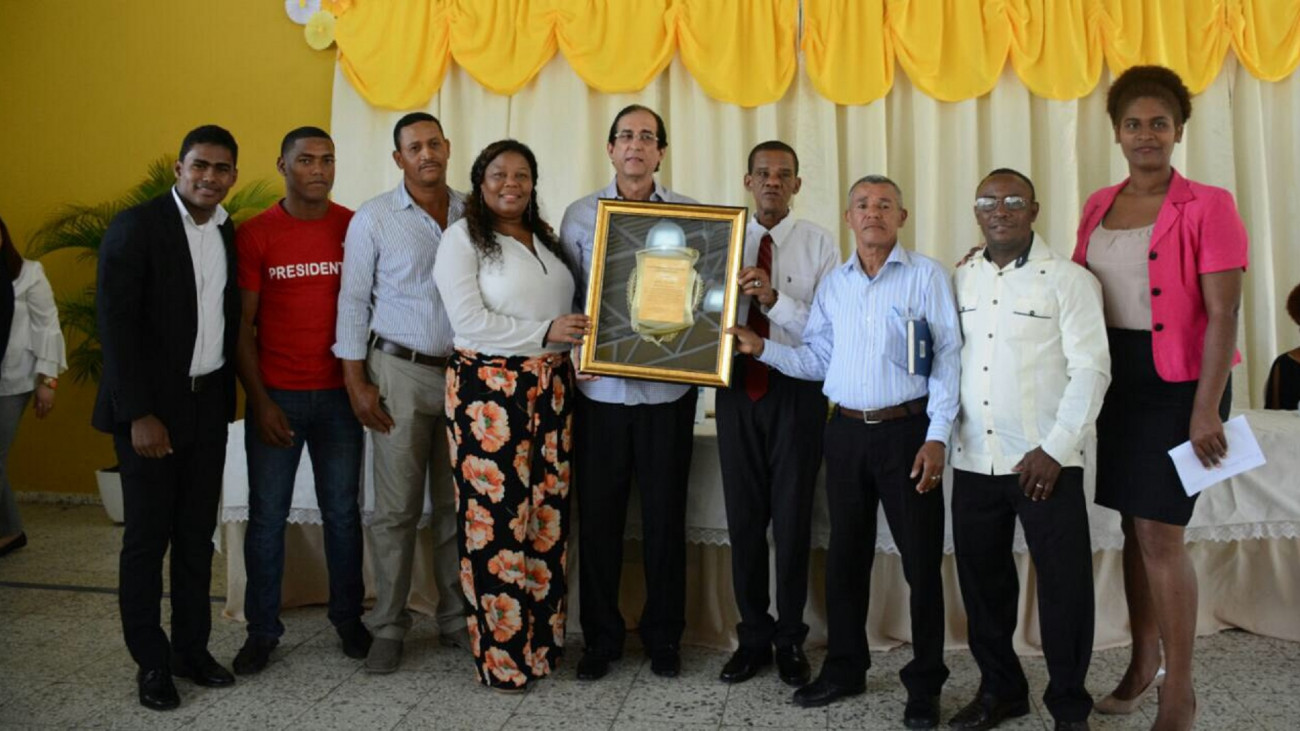 Comunitarios SDN reconocen aportes ministro Montalvo