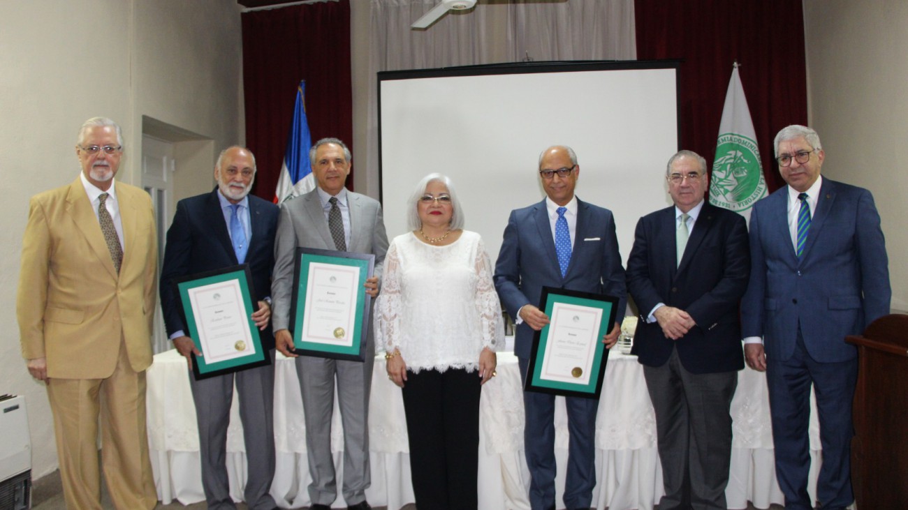 Presidencia de la República reconstruye y remoza edificio Casa de las Academias