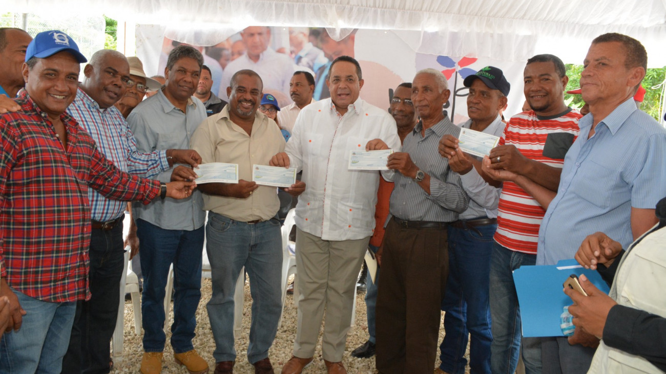 IAD, donación, Barahona