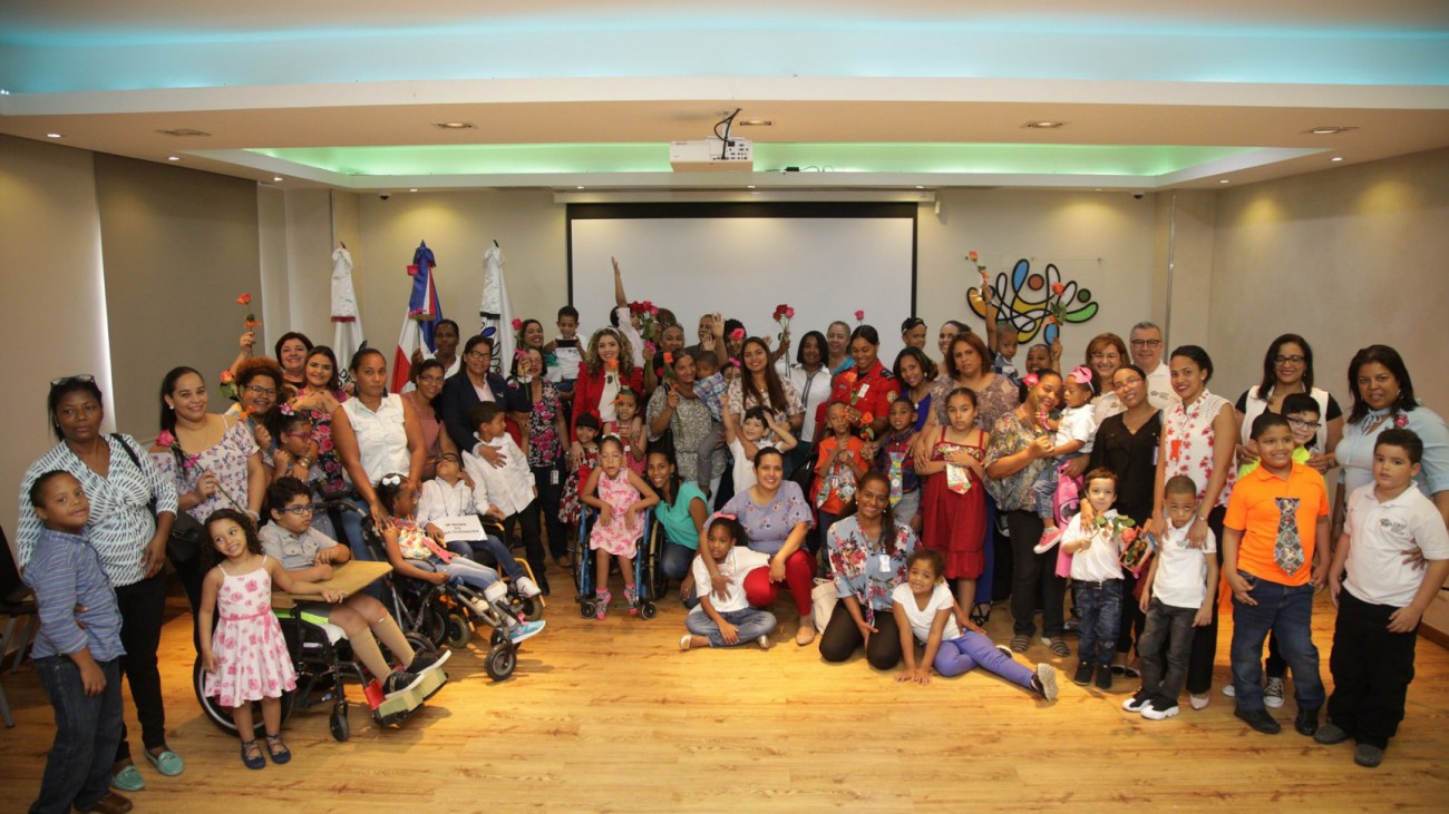 Niños del CAID celebran el Día de las Madres 2019