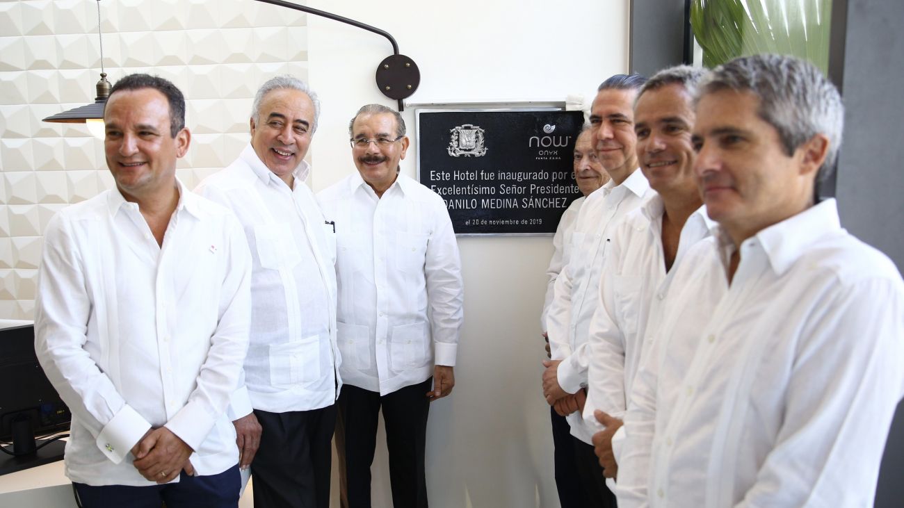 Danilo Medina preside inauguración Now Onyx Splash
