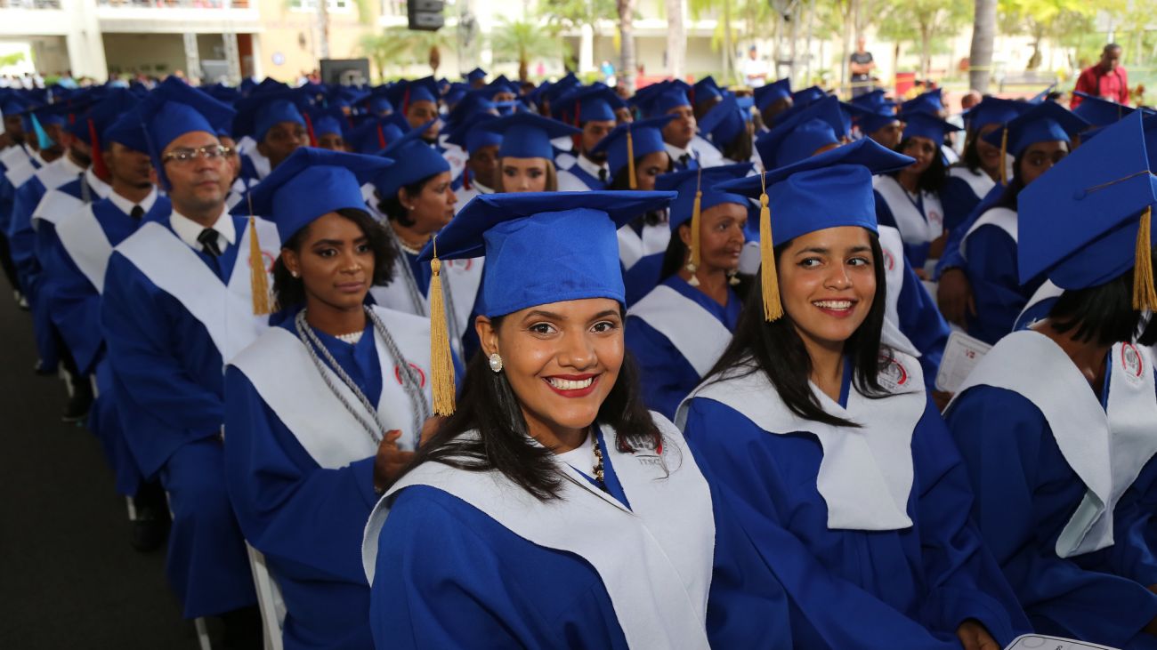 Graduandos del ITSC de San Luis