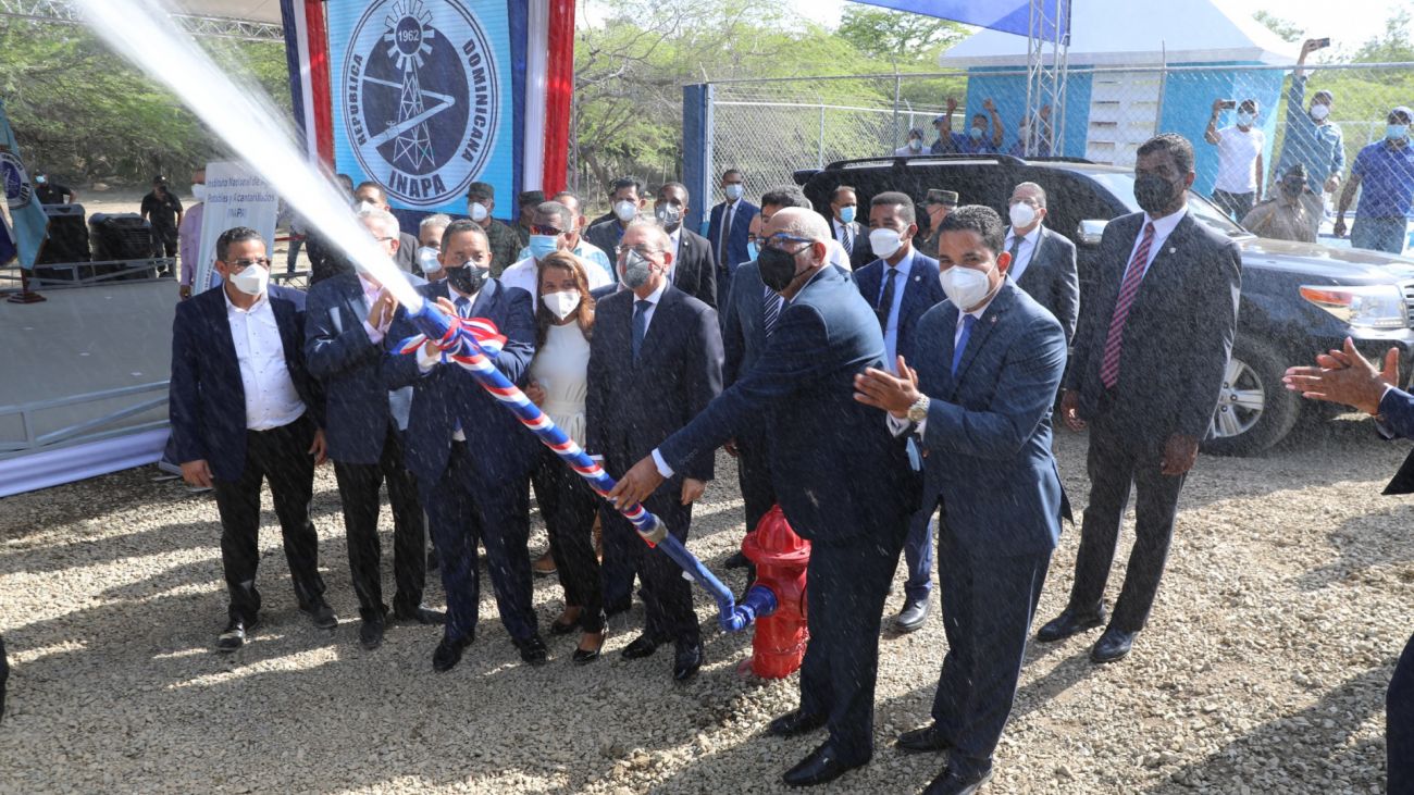 Presidente Danilo Medina encabeza acto de entrega de las obras