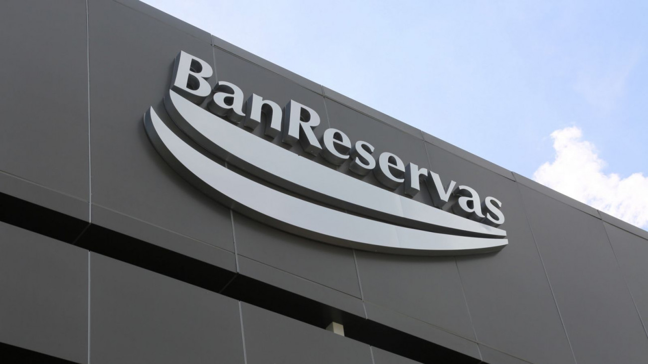 Nuevo edificio del Banreservas en La Vega