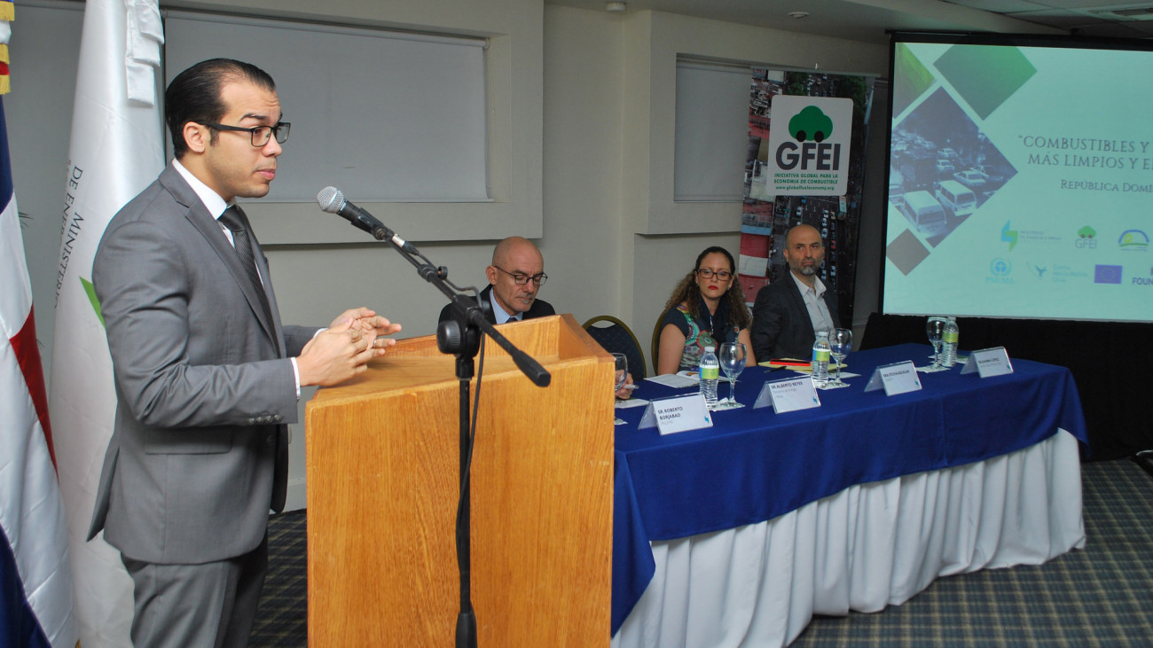 Expositor durante el taller