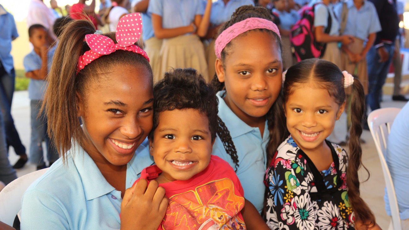 Alumnos de escuela en Santo Domingo