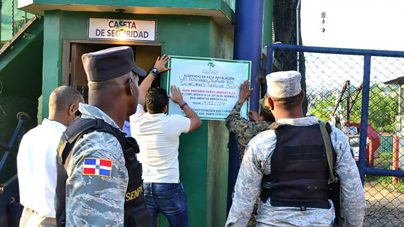 Militares
