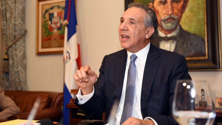 Ministro de la Presidencia  JR Peralta 