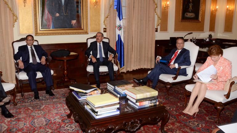 CNM reunido con DM
