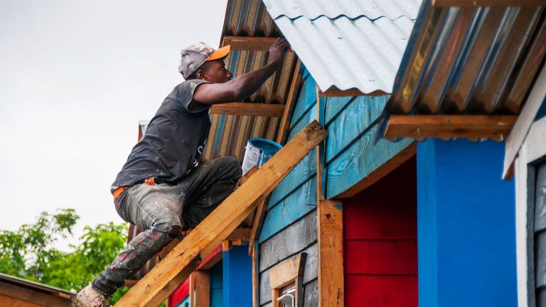 Construcción de nuevas viviendas en Salcedo por el INVI