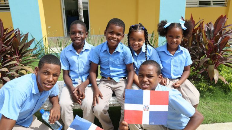 En La Romana, estudiantes de Sinaí reciben anhelada escuela con Jornada Escolar Extendida