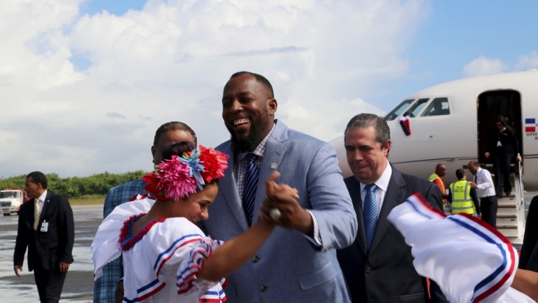 A ritmo de merengue, República Dominicana recibe a Vladimir Guerrero con alegría y admiración