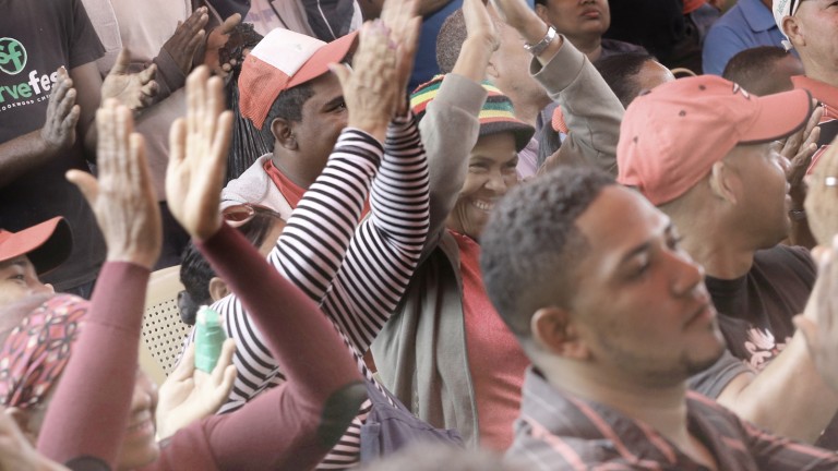 Cada domingo, energía y vida en las comunidades
