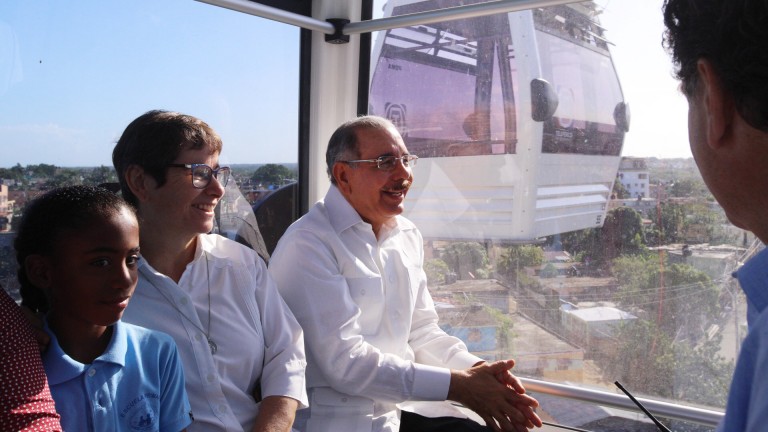 Danilo Medina en el Teleférico de Santo Domingo 