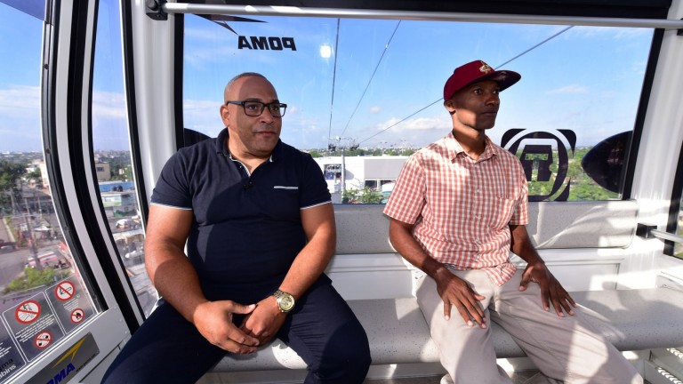 Edwin González y Domingo Blanco en Teleférico de Santo Domingo