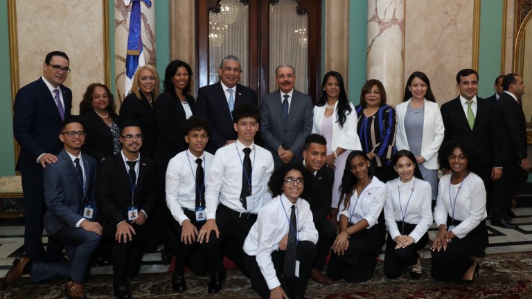 Estudiantes dominicanos meritorios de Nueva York 