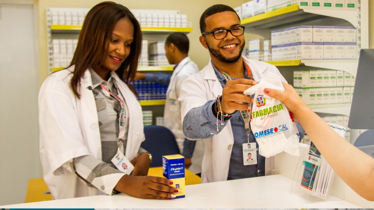 Vicentillo agradece Farmacia del Pueblo