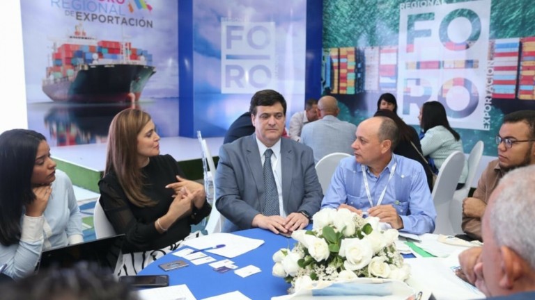 CEI-RD, Foro Regional Exportación-Cibao Norte, empresarios