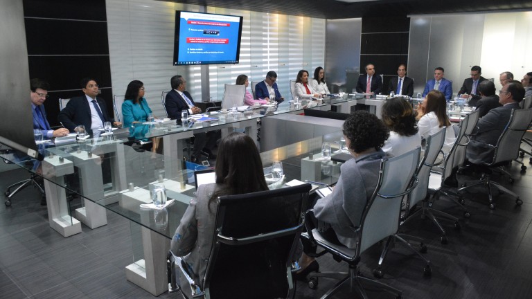 Gustavo Montalvo presenta al CONEP planes para fomentar la igualdad laboral entre hombres y mujeres