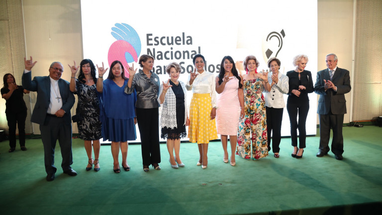 Acto del 50 aniversario Escuela Nacional para Sordos