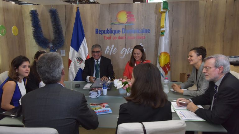 Fausto Fernández y Mercedes Castillo en la la feria internacional IFTM Top-Resa 2019