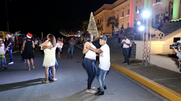 Danilo Medina agradece reconocimiento UNESCO por la Bachata