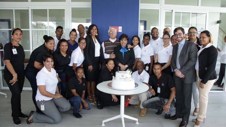 Personal del Despacho de la Primera Dama durante la celebración