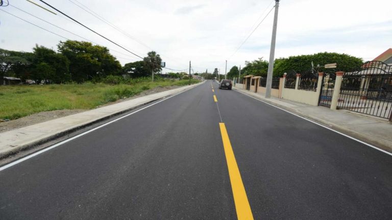 carretera La Penda, en La Vega.