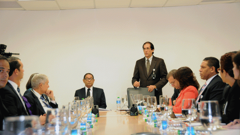 Ministro de la Presidencia, Gustavo Montalvo encabeza reunión
