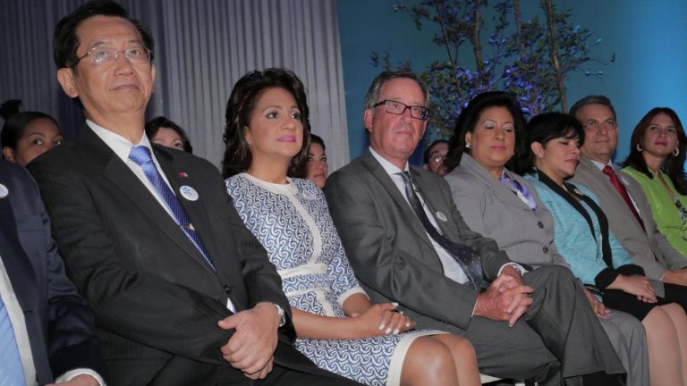 Cándida Montilla 