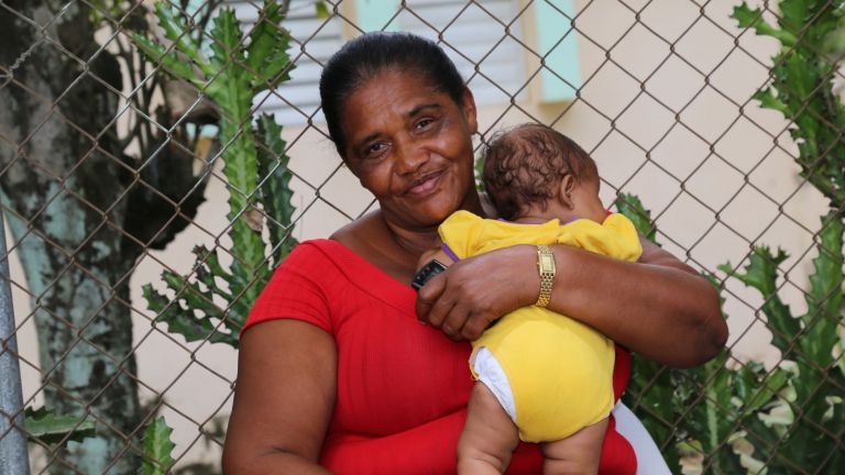 Mujer con bebé