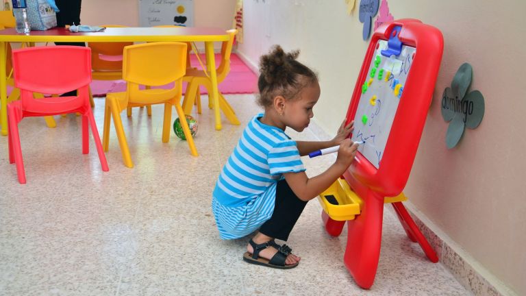 Niña en la estancia infantil