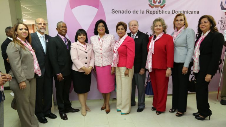 DPD presenta proyecto sobre salud.