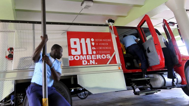 911