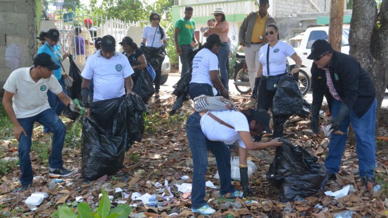 Campaña contra el dengue.