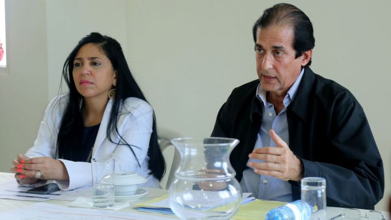 Gustavo Montalvo reunido con representantes de empresas del sector privado 