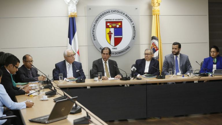 Gustavo Montalvo conversa sobre el Pacto Eléctrico