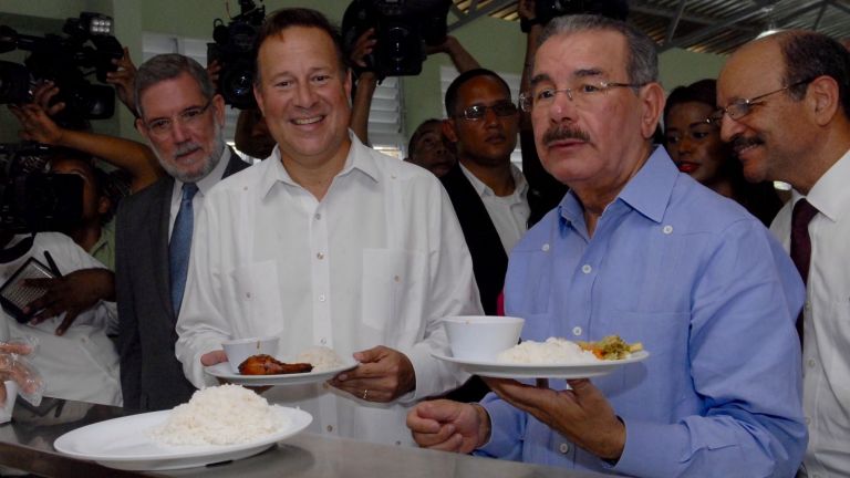 Danilo Medina y el presidente de Panamá, Juan Carlos Varela