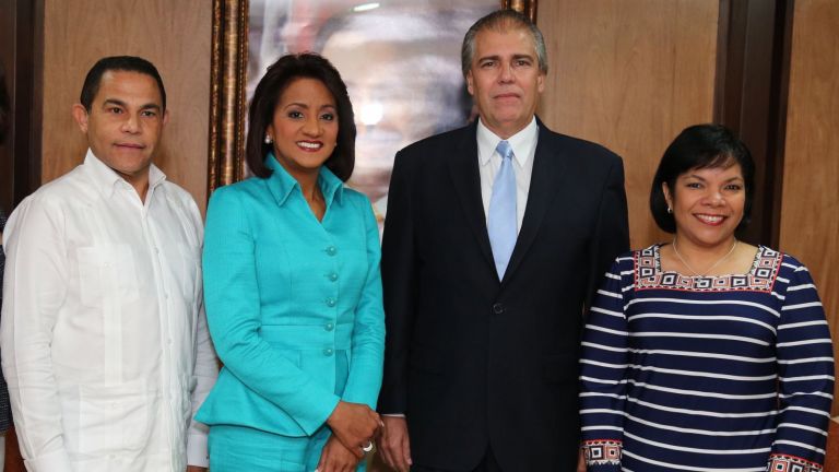 Primera Dama Cándida Montilla de Medina