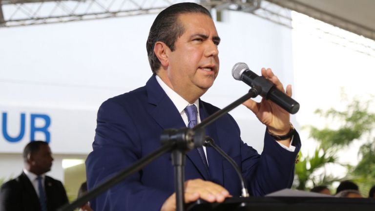 Ministro de Turismo, Francisco Javier García