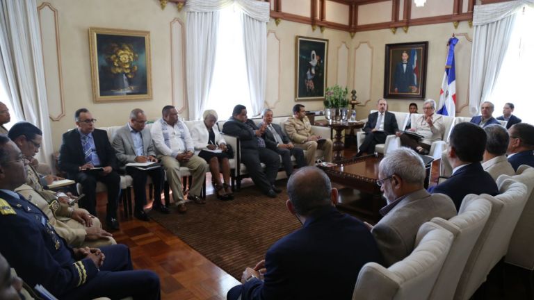 Presidente Danilo Medina durante la reunión