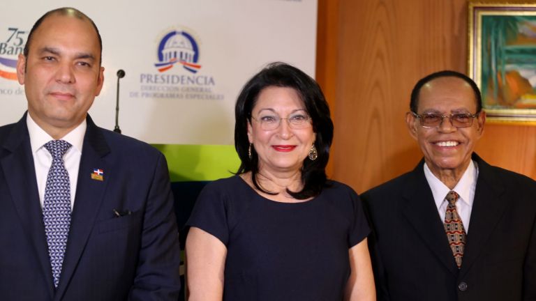 Rosa Rita Alvarez.