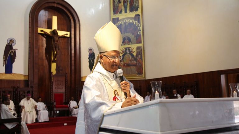 Obispo de San Francisco valora visitas sorpresa, inauguran remozada catedral 