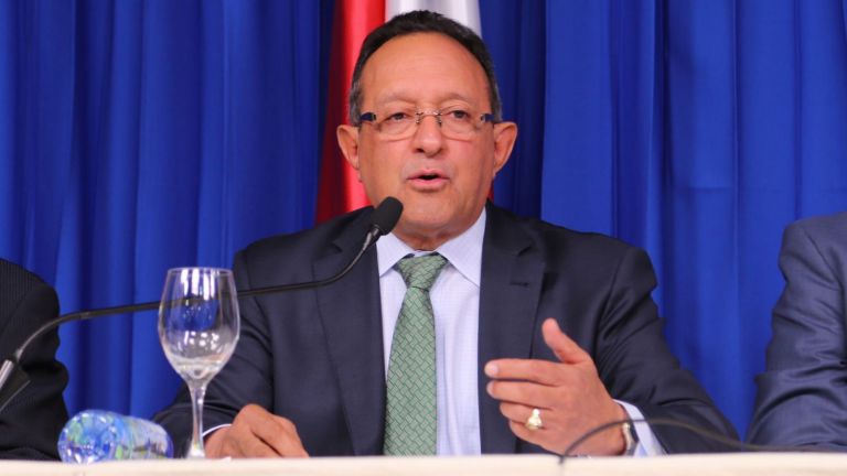Angel Estévez